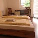 Haflinger Reiterhof アパート *